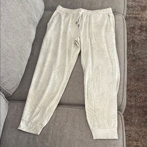 Vuori Cream Leaf Pattern Joggers